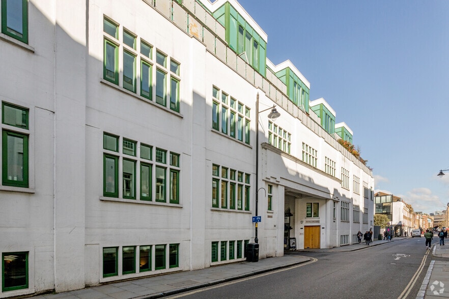1 Royal Oak Yard, London for lease - Building Photo - Image 3 of 16