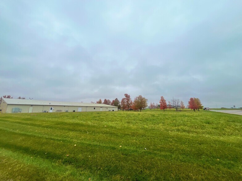 0 Shue Drive, Anna, OH à vendre - Photo du bâtiment - Image 3 de 3