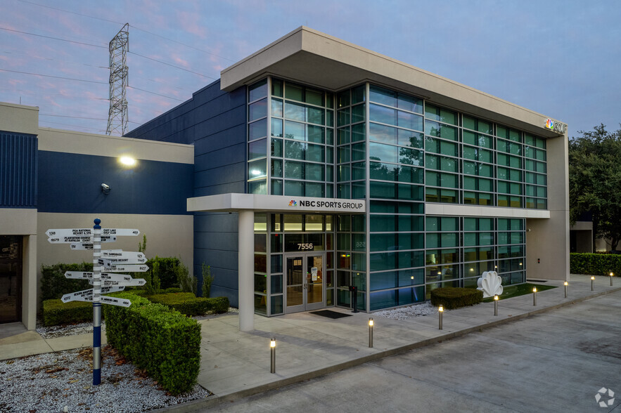 7300-7356 Greenbriar Pky, Orlando, FL for lease - Building Photo - Image 1 of 44