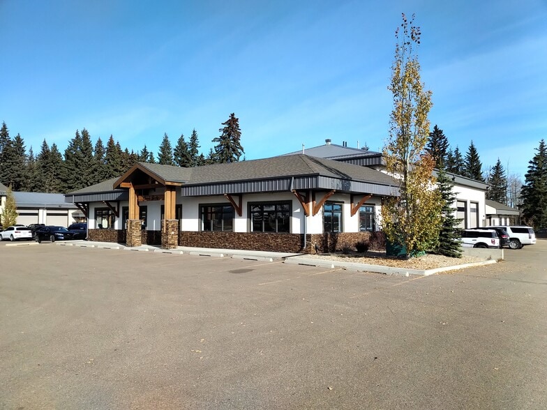 232 Spruce St, Red Deer County, AB for sale - Building Photo - Image 3 of 3
