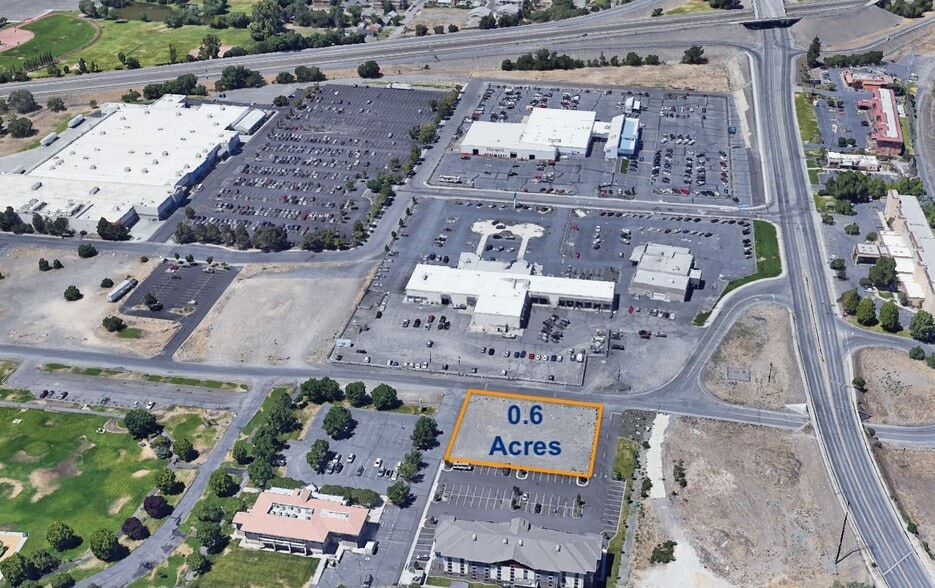 21 S 18th St, Yakima, WA for lease - Aerial - Image 2 of 4