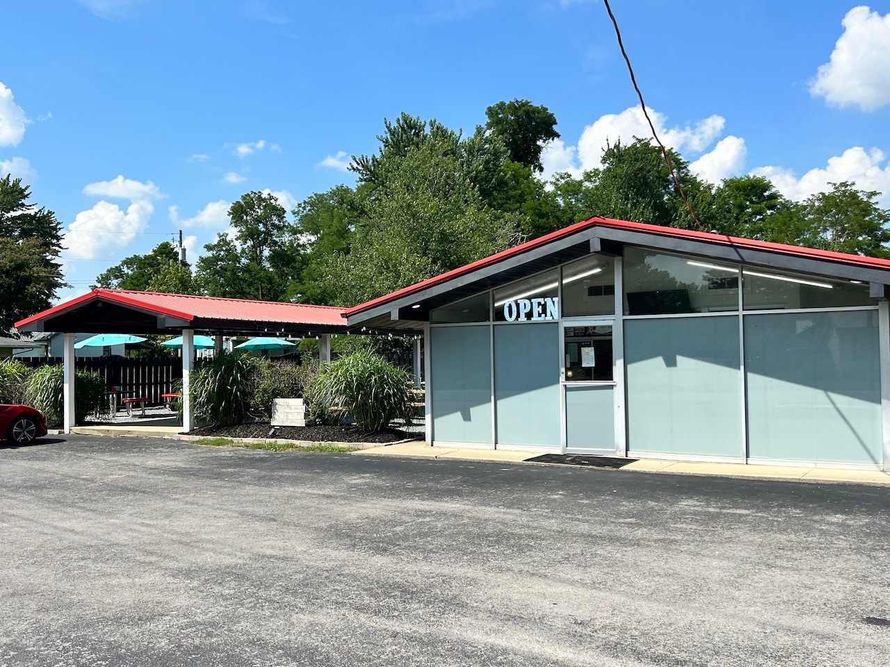 178 Lakeway Dr, Russell Springs, KY for sale Building Photo- Image 1 of 17