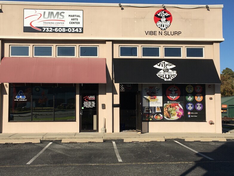 1776 Hooper Ave, Toms River, NJ à louer - Photo du bâtiment - Image 2 de 7