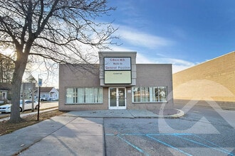 1641 10th St, Port Huron, MI for lease Building Photo- Image 1 of 1