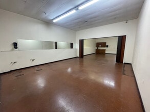 1300-1360 W Main St, Turlock, CA for lease Interior Photo- Image 2 of 10