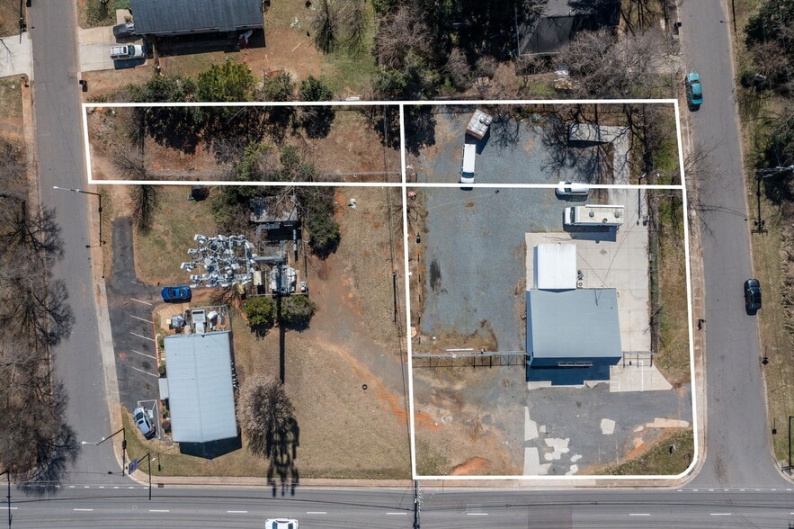 2215 West Blvd, Charlotte, NC for lease - Primary Photo - Image 1 of 16