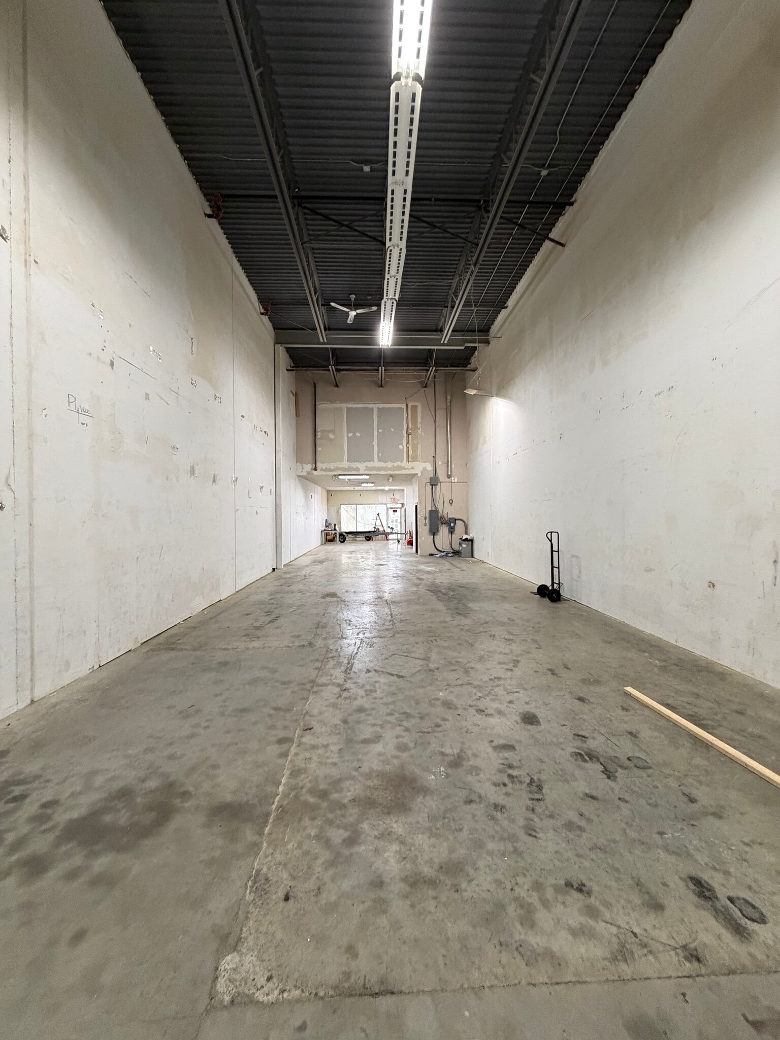 11566 Eburne Way, Richmond, BC for lease Interior Photo- Image 1 of 6