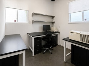 2842-2912 Colorado Ave, Santa Monica, CA for lease Interior Photo- Image 1 of 3