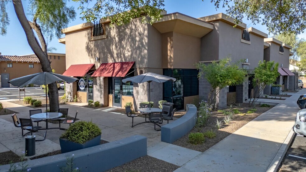 1472 E Williams Field Rd, Gilbert, AZ à vendre - Photo du bâtiment - Image 2 de 21