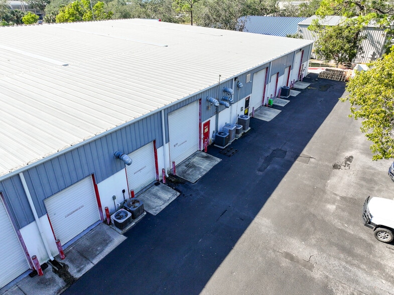 885 Tallevast Rd, Sarasota, FL for lease - Building Photo - Image 3 of 14