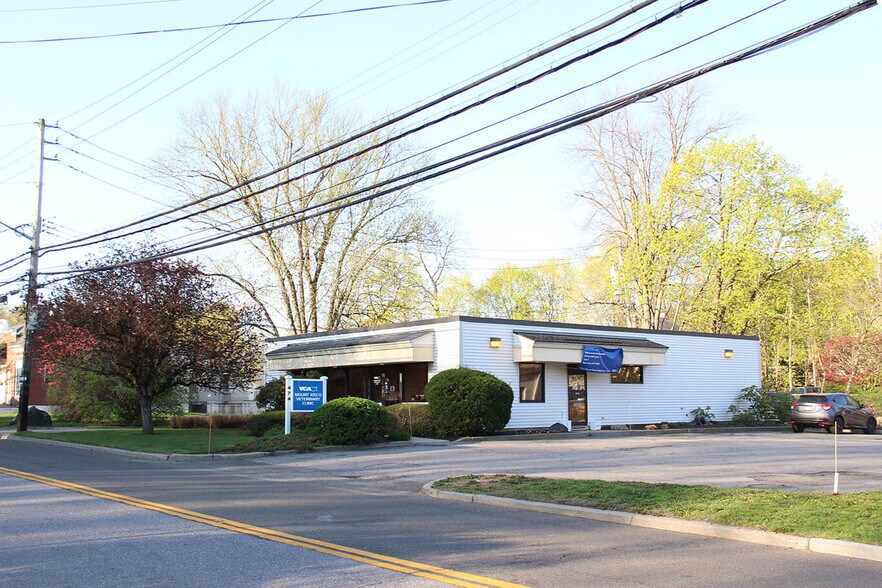 474 LEXINGTON AVE, Mount Kisco, NY à vendre - Photo principale - Image 1 de 2