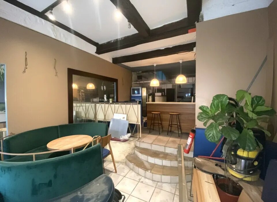 Commerce de détail dans Nice à vendre Photo du bâtiment- Image 1 de 4