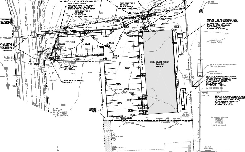 1175 Meriden Waterbury Tpke, Plantsville, CT à vendre Photo du bâtiment- Image 1 de 6