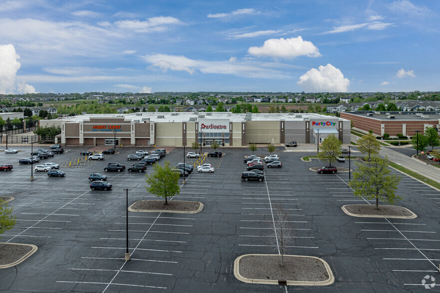 2400 Route 34, Oswego, IL for lease - Building Photo - Image 3 of 6