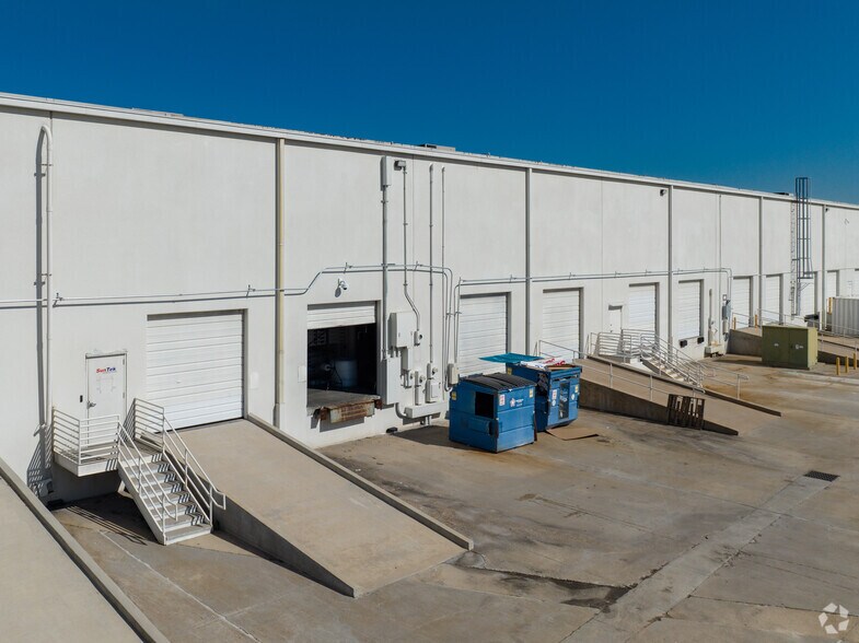 15120 Northwest Fwy, Houston, TX à louer - Photo du bâtiment - Image 3 de 9