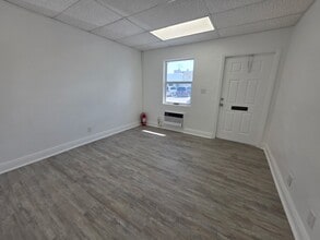 1451 SW 12th Ave, Pompano Beach, FL à louer Photo intérieure- Image 2 de 10