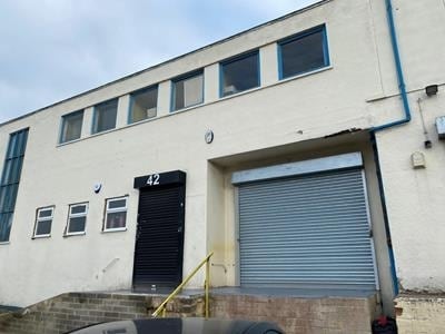 40-46 Fowler Rd, Ilford for lease - Building Photo - Image 2 of 4