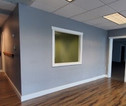 110 2nd St SW, Auburn, WA for lease Interior Photo- Image 2 of 2