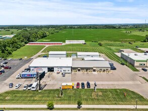 1582 E US-36, Urbana, OH à louer Photo du bâtiment- Image 1 de 14