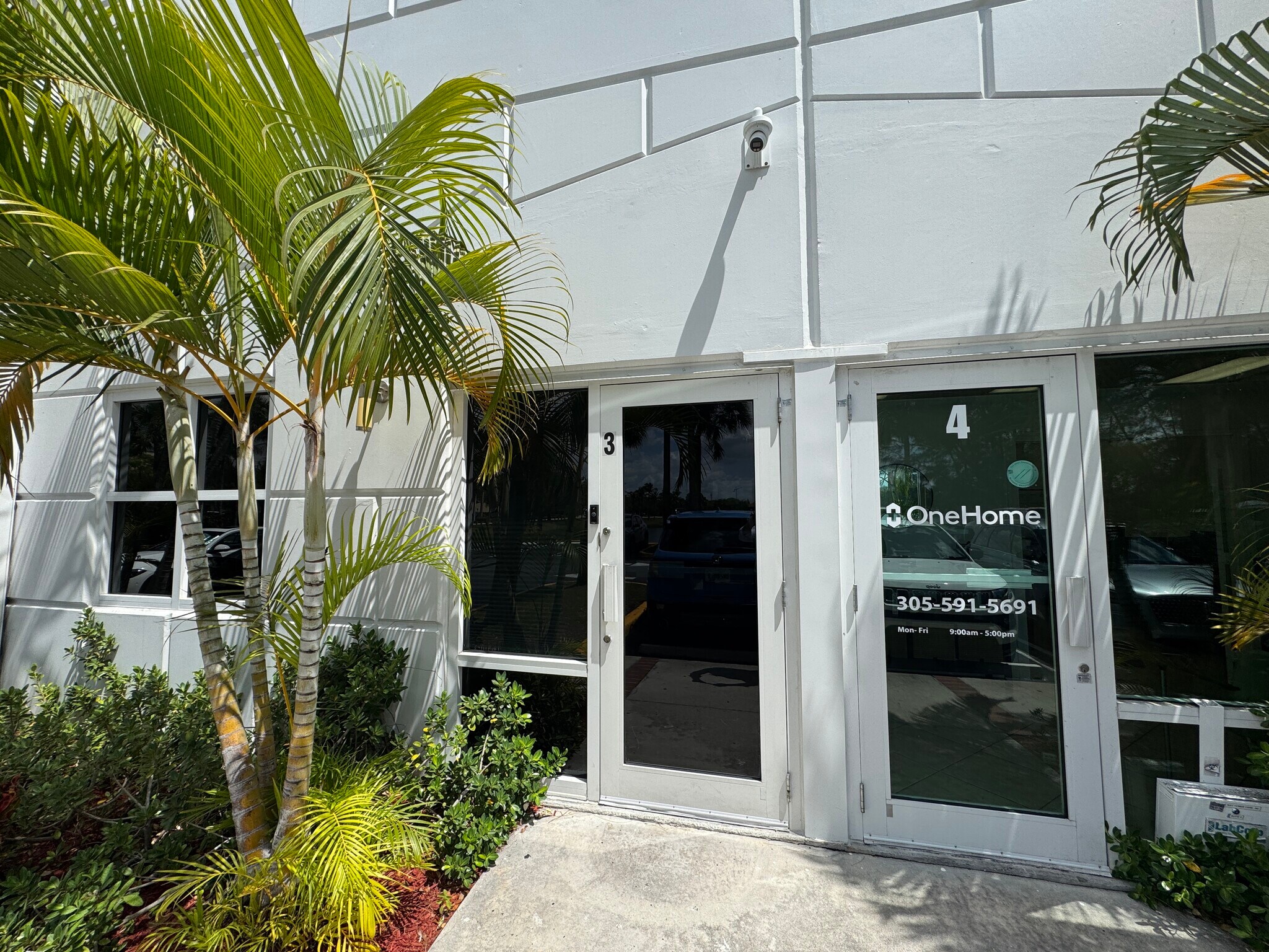 4005 NW 114th Ave, Doral, FL for lease Interior Photo- Image 1 of 14