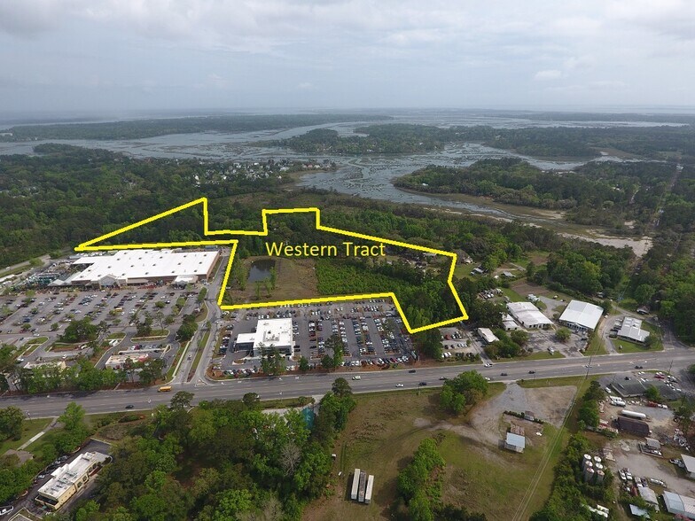 207 Robert Smalls Pky, Beaufort, SC à vendre - Aérien - Image 2 de 3