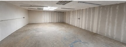 Bridge Rd, Littlehampton for lease Interior Photo- Image 2 of 2