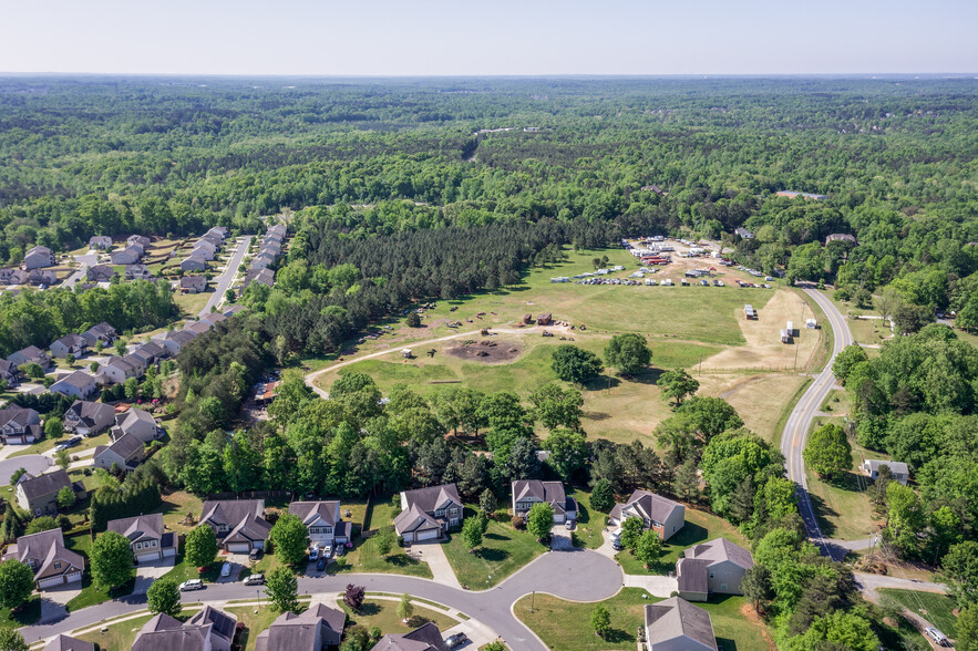 11774 Harrisburg Rd, Indian Land, SC for sale - Primary Photo - Image 2 of 5