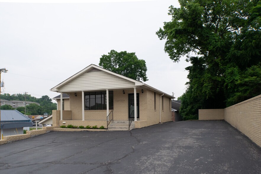 101 Matterhorn Dr, Old Hickory, TN à louer - Photo du bâtiment - Image 3 de 18
