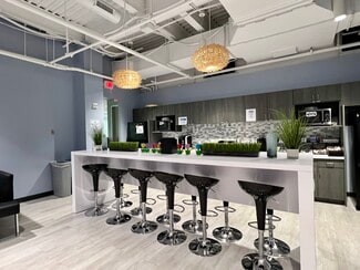 More details for 5250 Corporate Dr, Troy, MI - Office for Lease