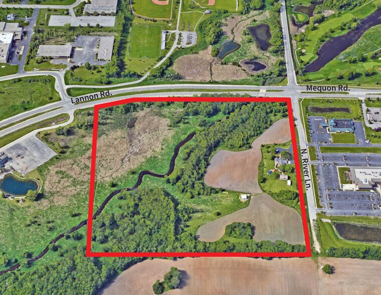 18025 W Mequon Rd, Germantown, WI à vendre - Photo du bâtiment - Image 1 de 1