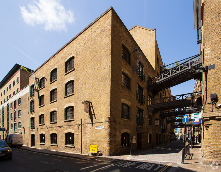 Tower Bridge Rd, London for lease - Primary Photo - Image 1 of 4