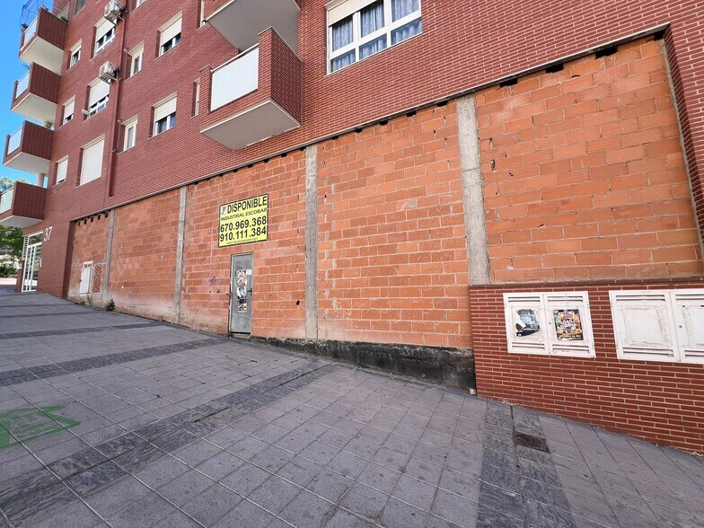 Avenida Berlín, 1, Arganda del Rey, Madrid à vendre - Photo du bâtiment - Image 1 de 6