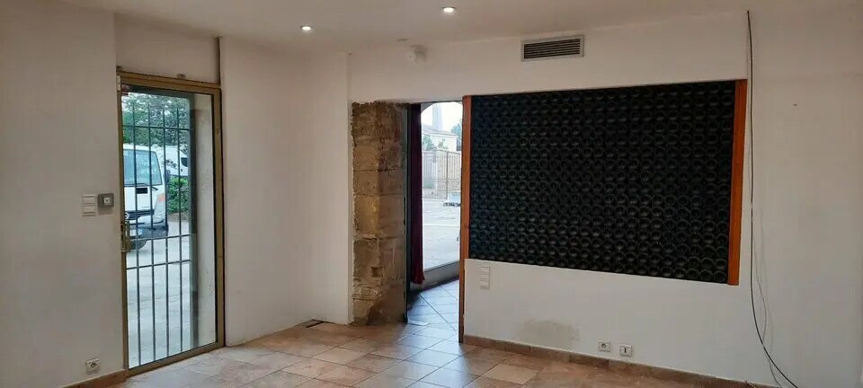 Bureau dans Châteauneuf-du-Pape à louer - Photo du bâtiment - Image 3 de 7
