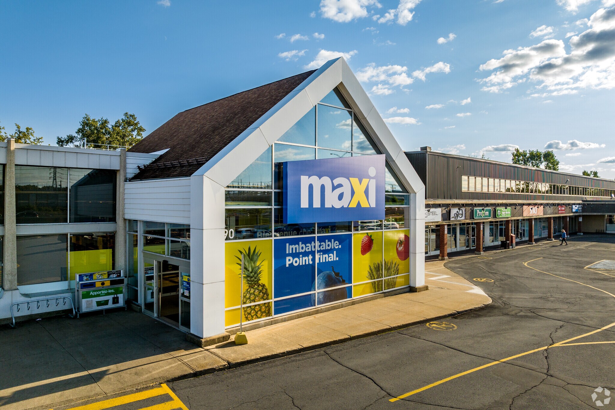 90 Rue Morgan, Baie-D'Urfé, QC for lease Building Photo- Image 1 of 27