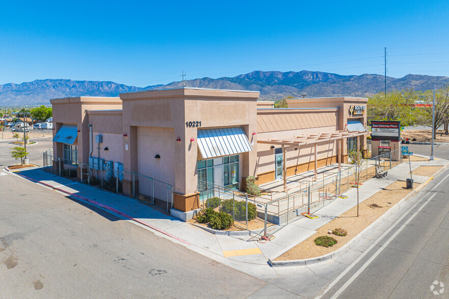 10221 Central Ave NE, Albuquerque, NM for sale - Primary Photo - Image 1 of 1