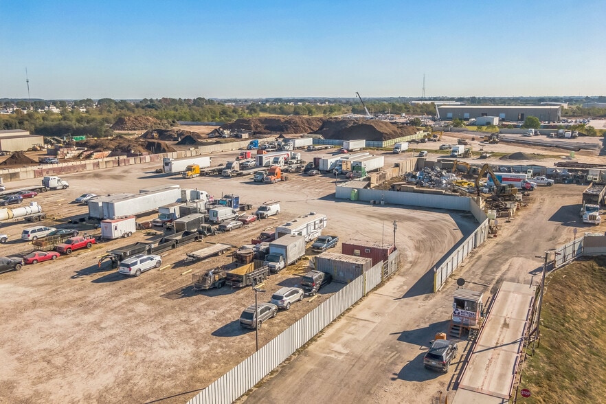 4014 Katy Hockley Rd, Katy, TX for lease - Aerial - Image 2 of 3