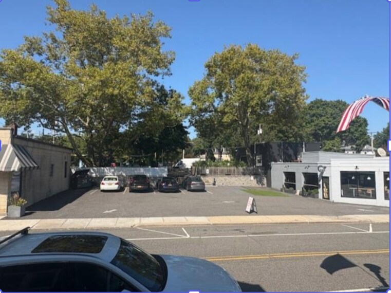 208 Sea Cliff Ave, Sea Cliff, NY à vendre - Photo du bâtiment - Image 2 de 2