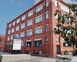 Plus de détails pour 228 Maple St, Manchester, NH - Bureau à vendre