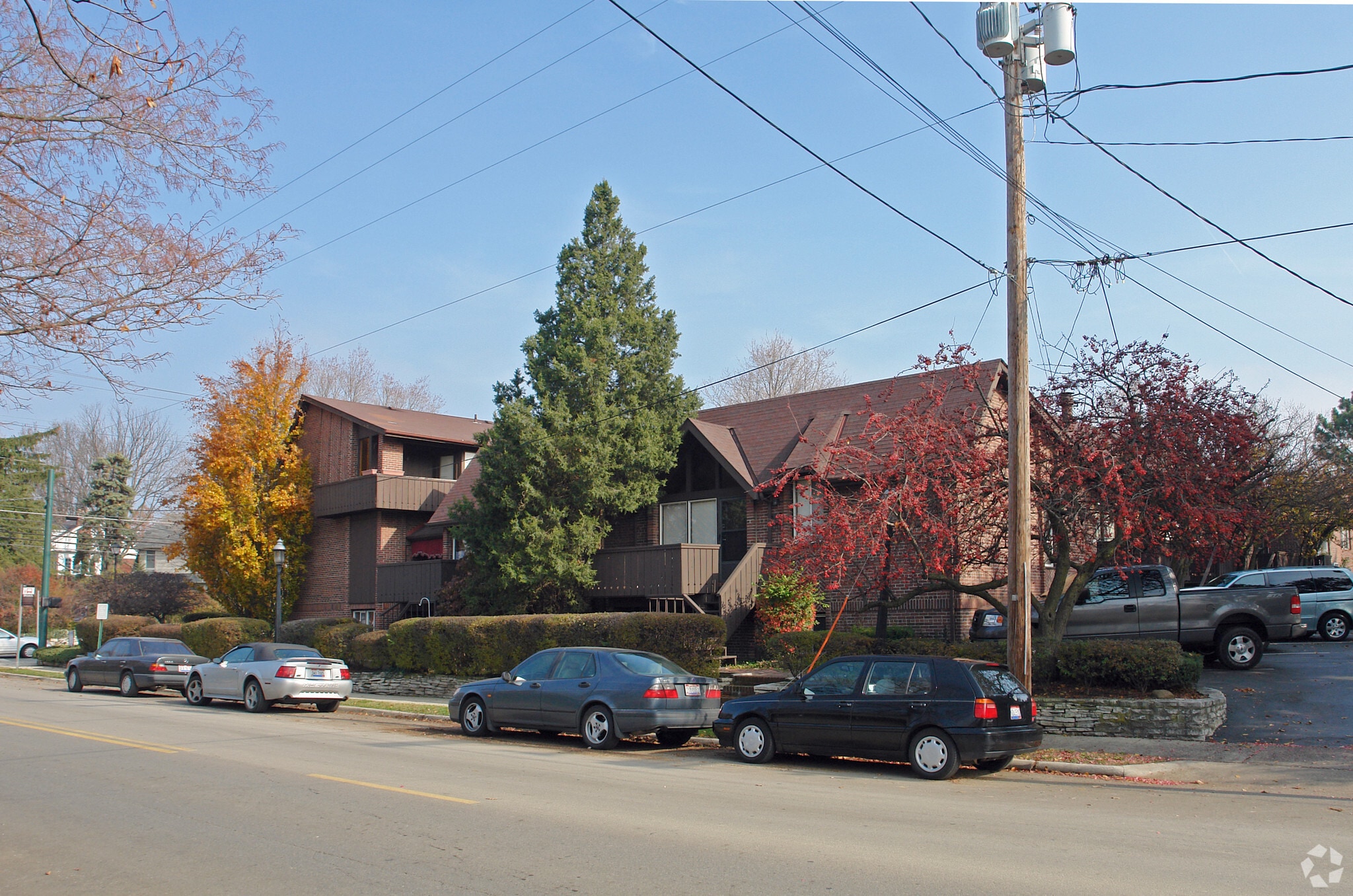 1989 W 5th Ave, Columbus, OH for lease Primary Photo- Image 1 of 13