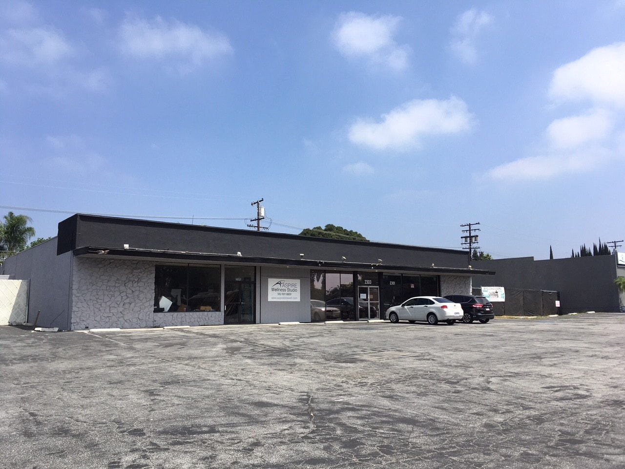 2301-2371 W Whittier Blvd, La Habra, CA for sale Primary Photo- Image 1 of 6