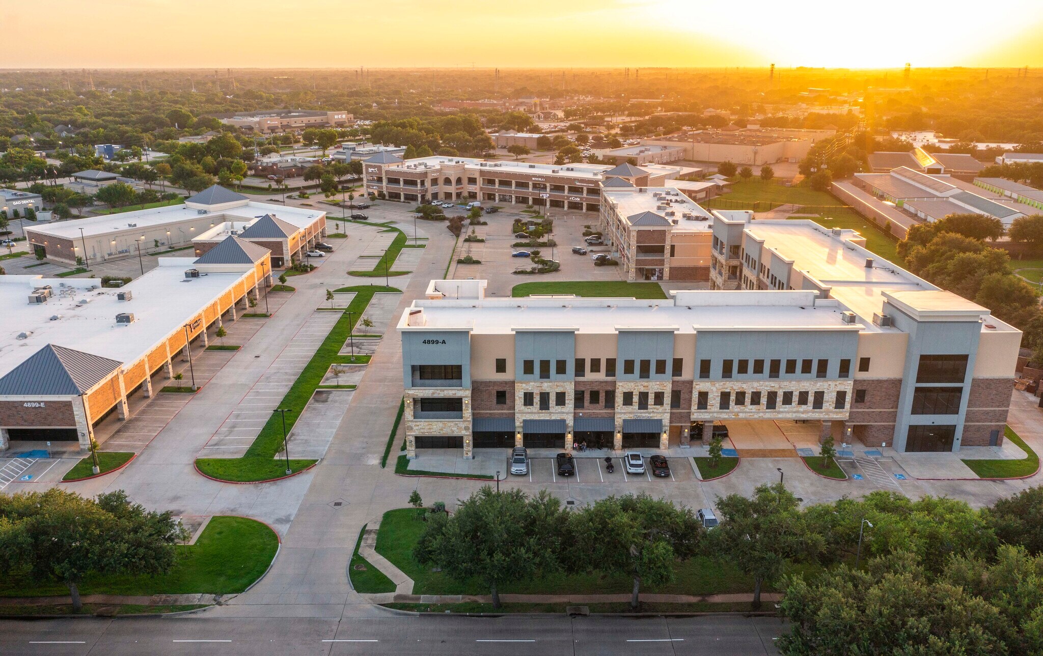 4899 Highway 6, Missouri City, TX à vendre Photo du bâtiment- Image 1 de 36