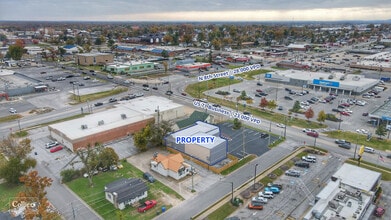 817 W Walnut St, Rogers, AR for lease Interior Photo- Image 2 of 7