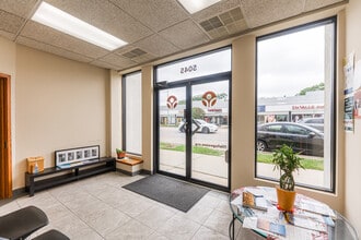 5045 N Harlem Ave, Chicago, IL for lease Interior Photo- Image 2 of 12