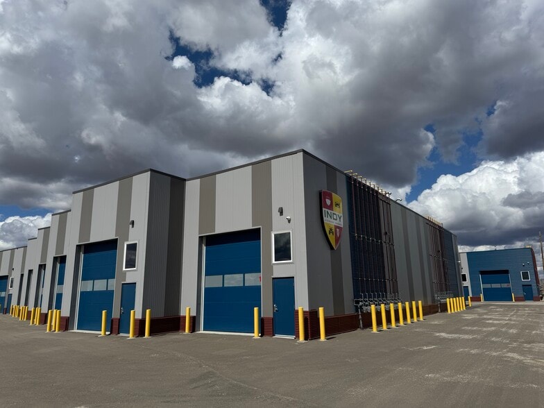 20304 109 Av NW, Edmonton, AB for lease - Building Photo - Image 3 of 10