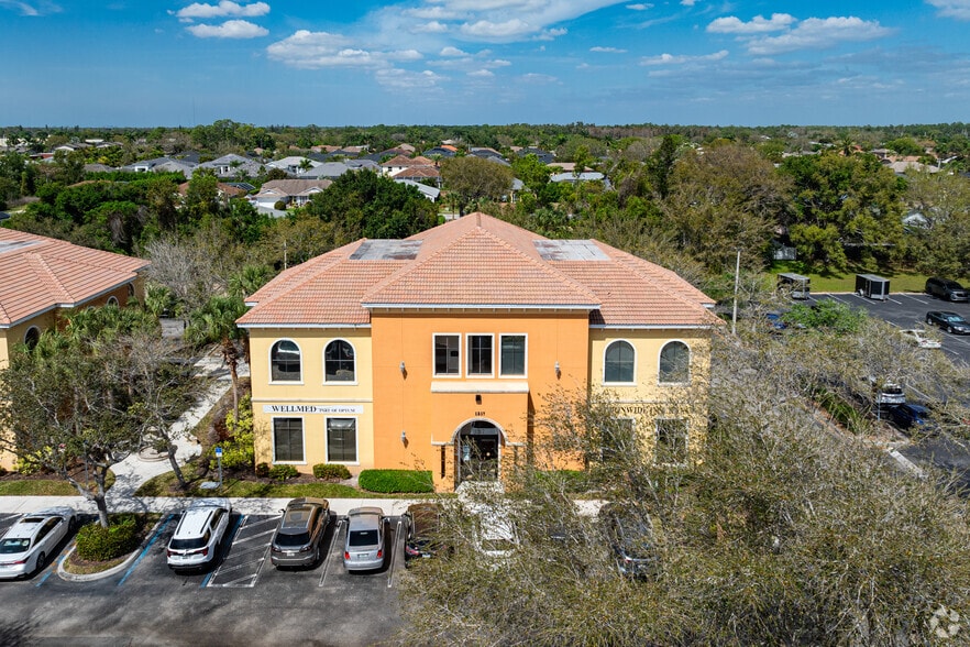 1217 Piper Blvd, Naples, FL for sale - Building Photo - Image 2 of 9