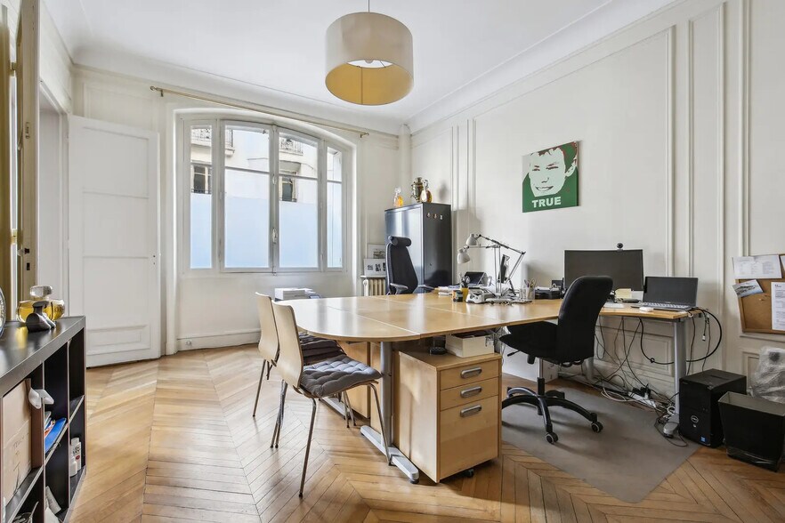 150 Rue De L'Universite, Paris for sale - Building Photo - Image 3 of 9