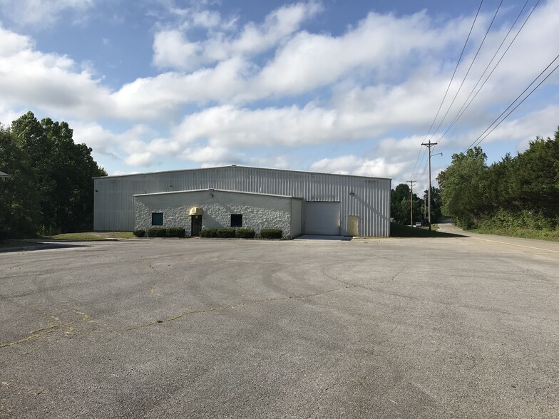 1550 Holladay Rd, Cookeville, TN for sale - Building Photo - Image 1 of 1