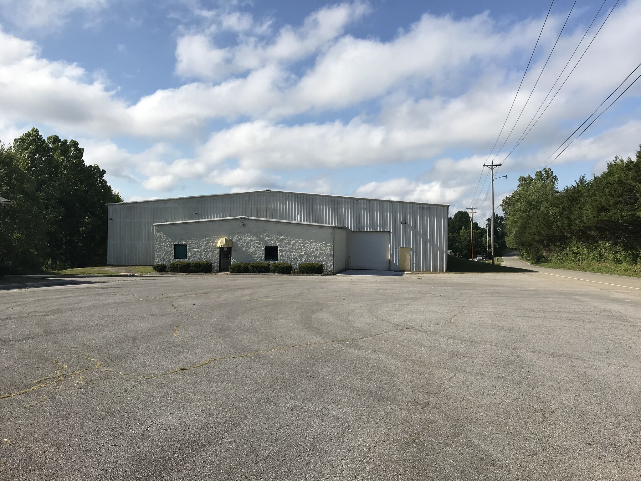 1550 Holladay Rd, Cookeville, TN for sale Building Photo- Image 1 of 1