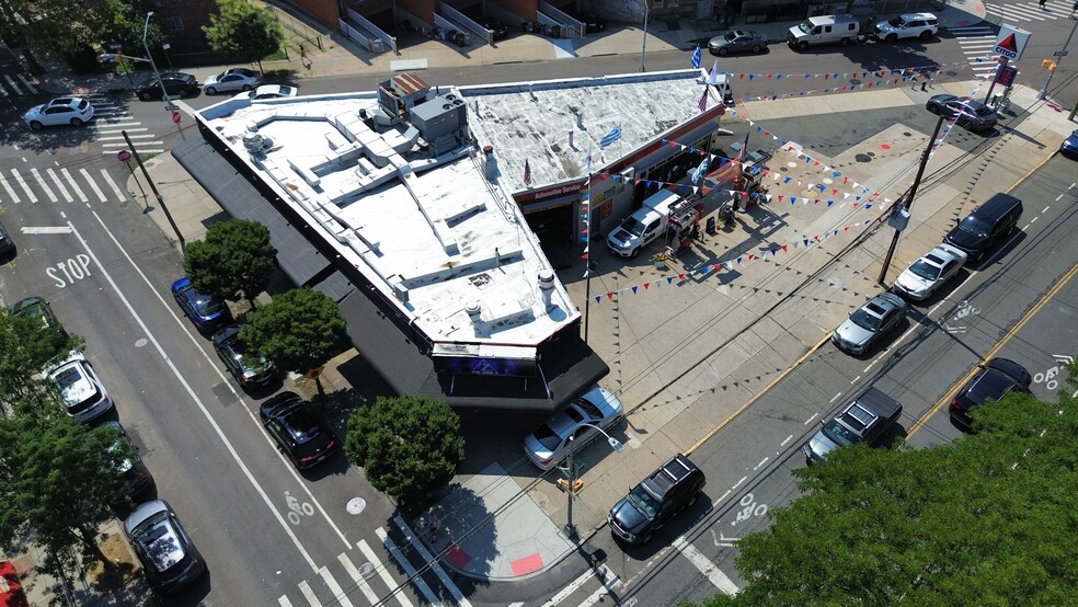 3102 44th St, Astoria, NY for sale - Aerial - Image 2 of 5