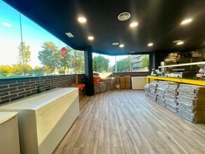 Commerce de détail dans Pallejà, Barcelona à louer Photo intérieure- Image 2 de 15